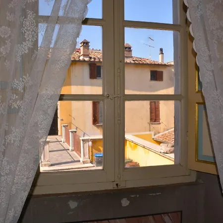 Scappo In Umbria, La Casa Del Duomo Apartment