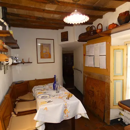 Apartment Scappo In Umbria, La Casa Del Duomo Amelia
